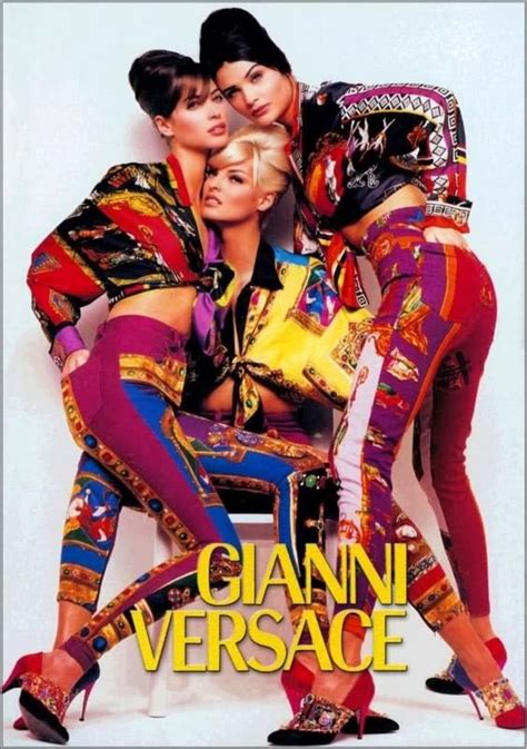 iniyiali di versace|gianni versace artist.